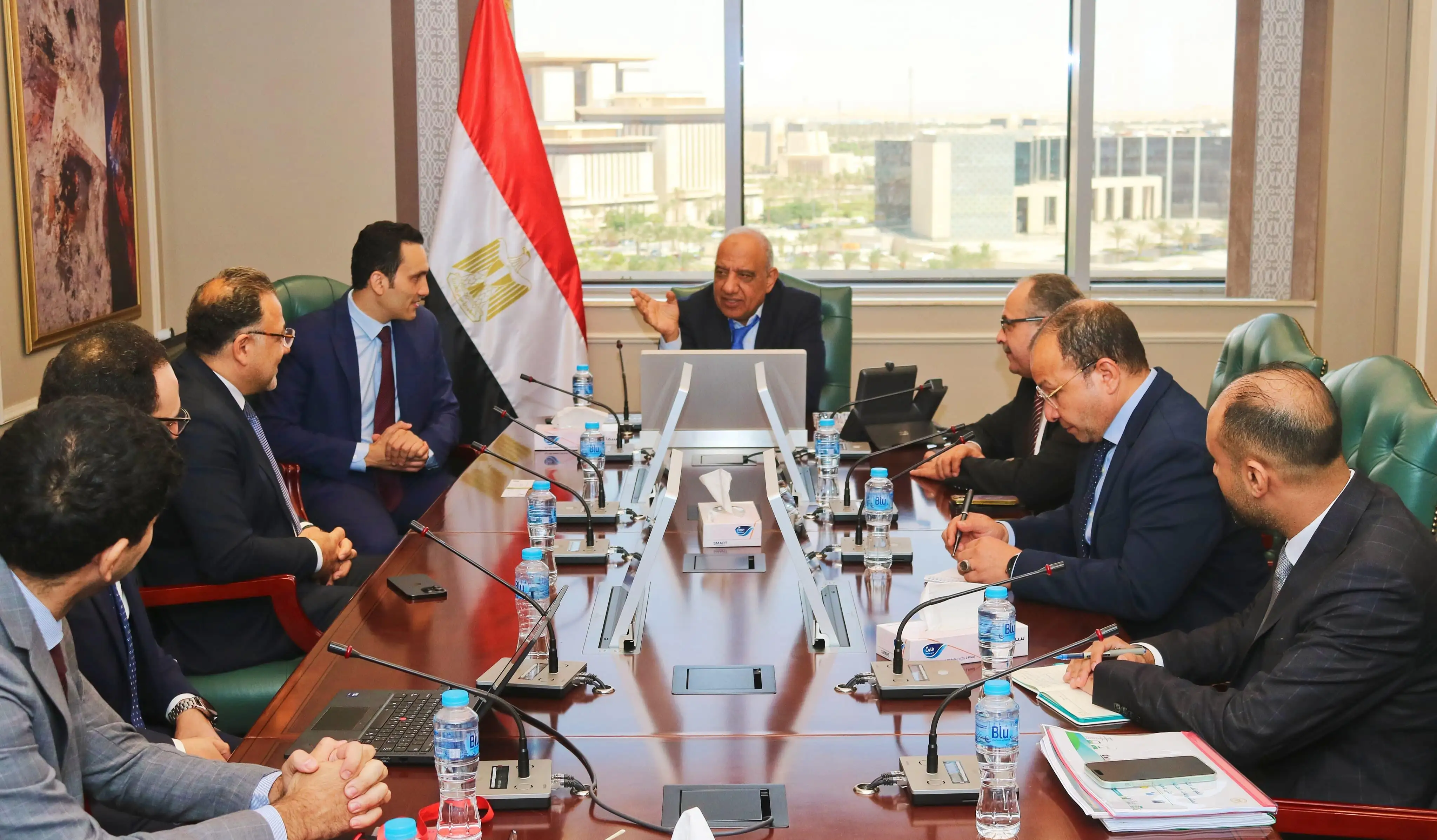 ''وزير الكهرباء'' يبحث مع مسئولي شركة هيدروفولتا ''Hydrovolta'' البلجيكية التعاون في مجالات أنظمة المعالجة الكهروكيميائية للمياه الجوفية وتحلية مياه البحر